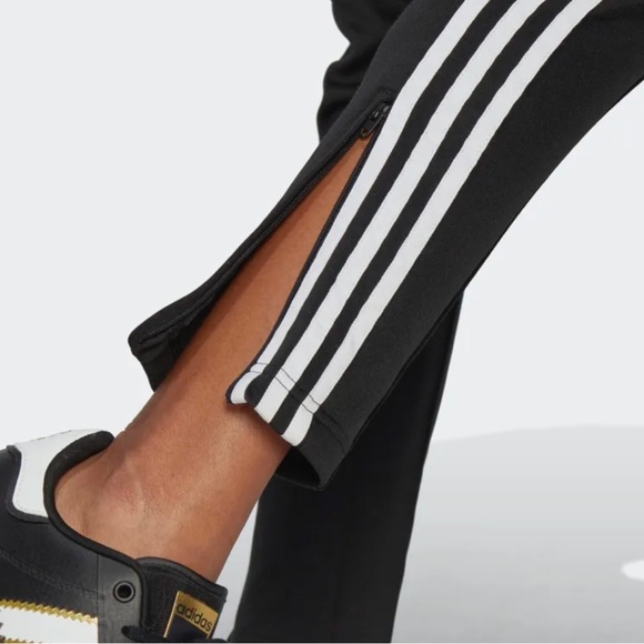 🆕 ADIDAS PRIME-BLUE SST TRACK PANTS - Picture 6 of 8